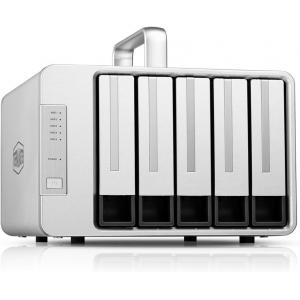 铁威马 D5-330 Thunderbolt 3 40Gbps传输速度，双雷电 3接口 30TB 存储容量，5盘位专业级磁盘阵列